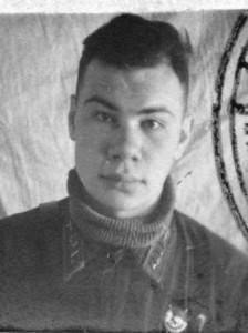 Быстров Александр Николаевич, лейтенант, командир звена 288-го ШАП