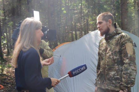 Передача останков красноармейца Дубровина Григория Ивановича в полевом лагере тюменского отряда 12 августа 2026 года.